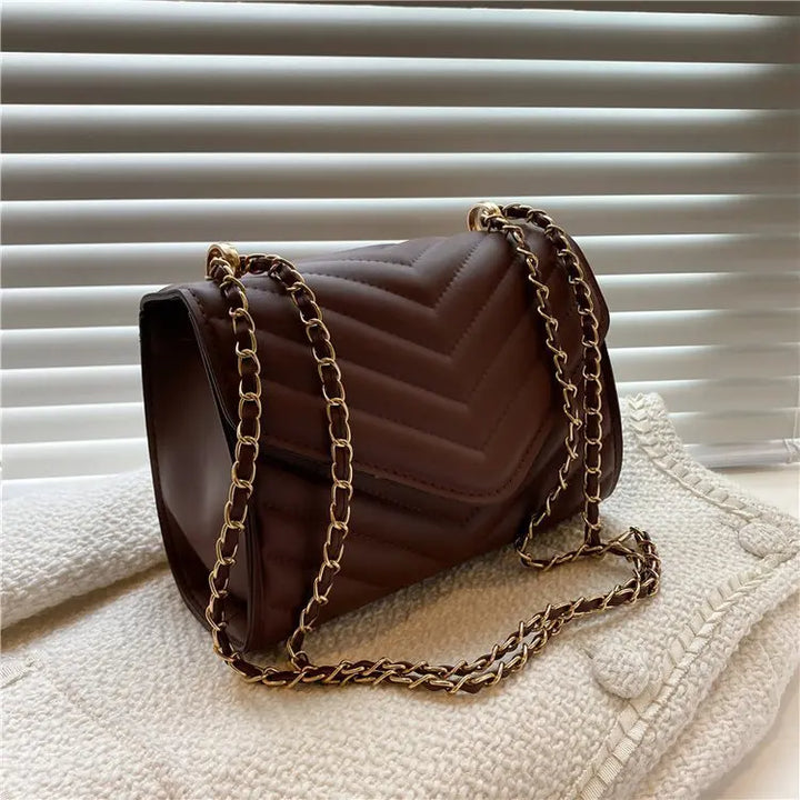 Vanja | Fashionable Handbag with Single Shoulder Strap