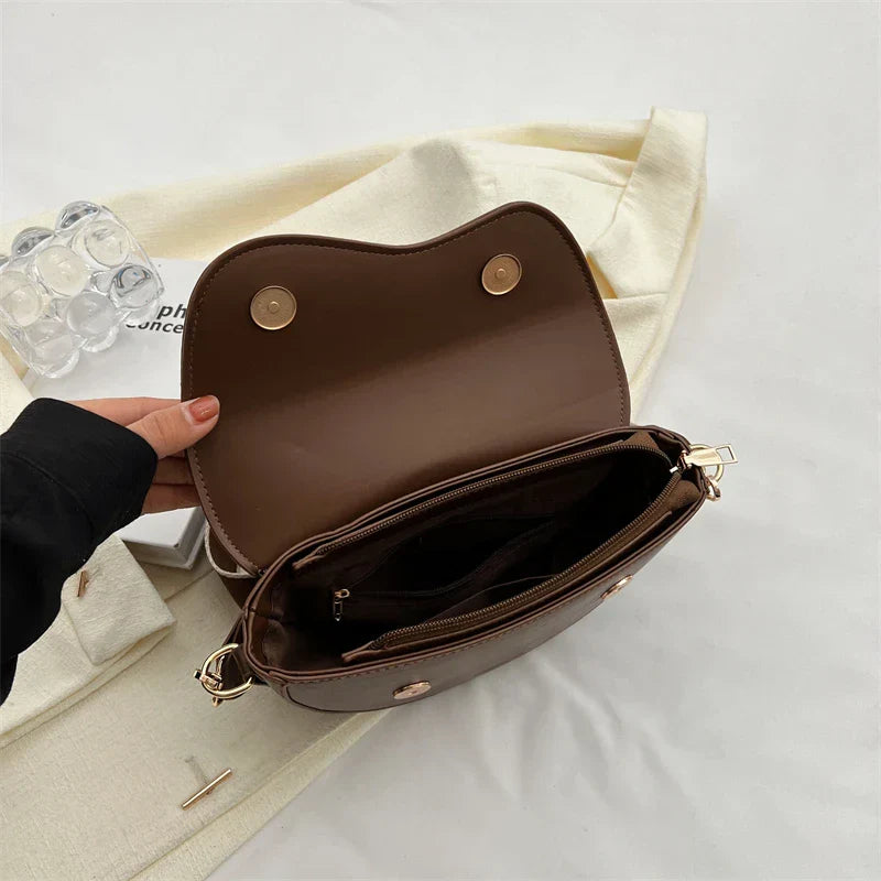 Eloise | Elegant Vintage Saddle Bag