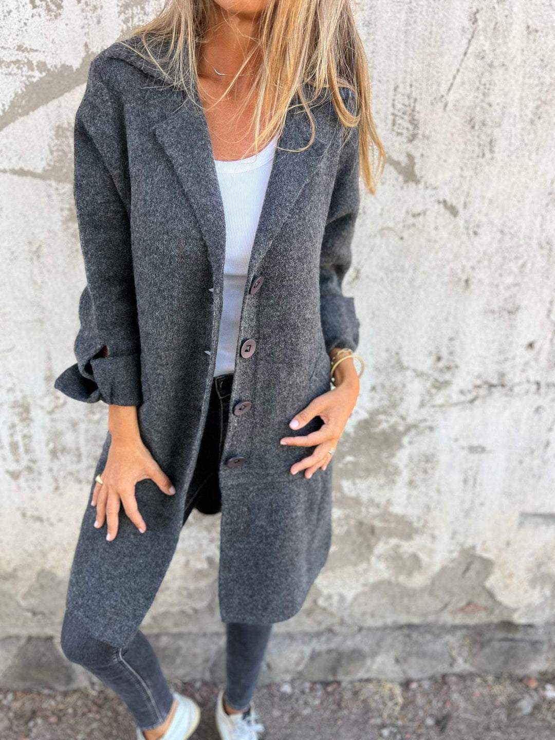 Lila | Elegant Long Lapel Coat