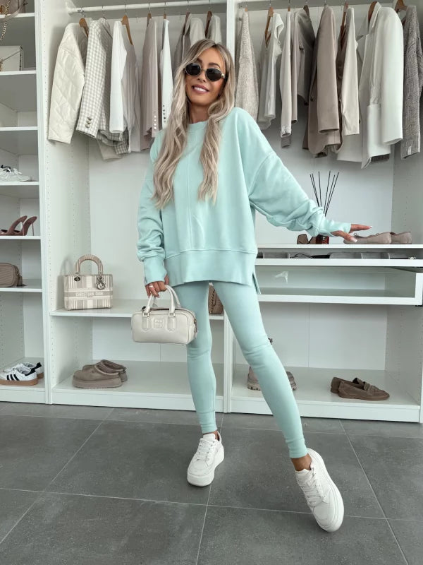Demi | Cozy Sweater & Legging Set